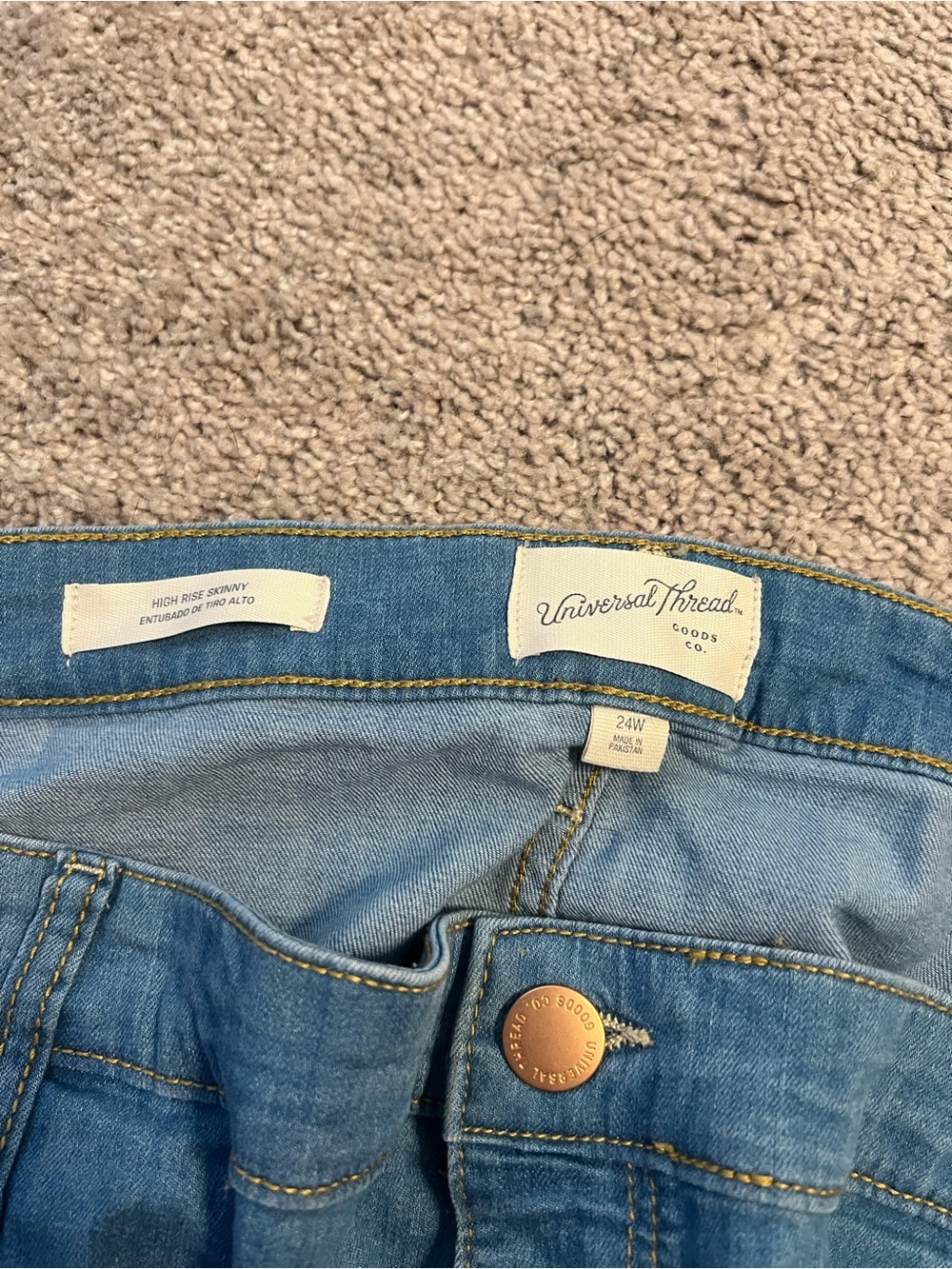 NWOT Universal Thread Jeans - Picture 8 of 10